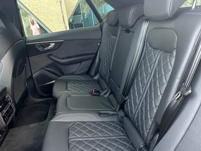 Audi Q8 TDI quattro 210 kW tiptronic S line edition possibilità noleggio no scoring Oro usata Gela
