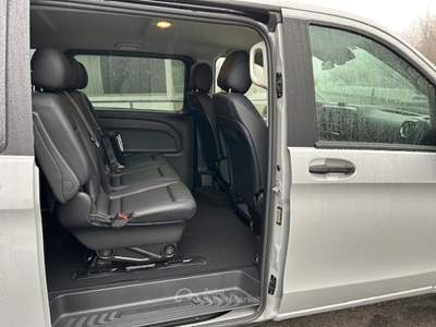 Mercedes-Benz Vito vito n1 long select automatico 136  cv Grigio usata Beregazzo con Figliaro