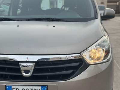 Dacia Lodgy 1.5 DIESEL 2012 - SPAZIOSO, NAVIGATORE Beige usata Terlizzi
