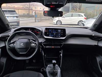 Peugeot 2008 2008 1.2 puretech usata Pavia