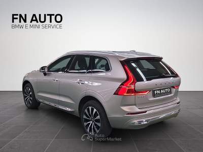 Volvo XC60 (d) AWD automatico Plus Bright Beige usata Torino