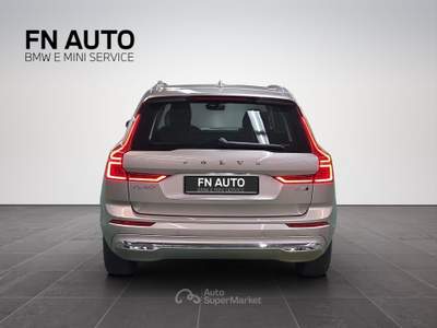 Volvo XC60 (d) AWD automatico Plus Bright Beige usata Torino