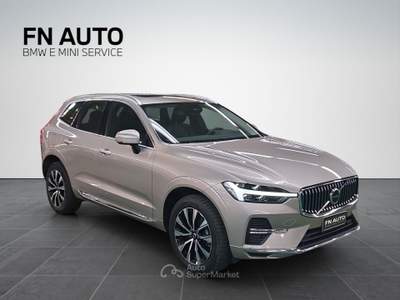 Volvo XC60 (d) AWD automatico Plus Bright Beige usata Torino