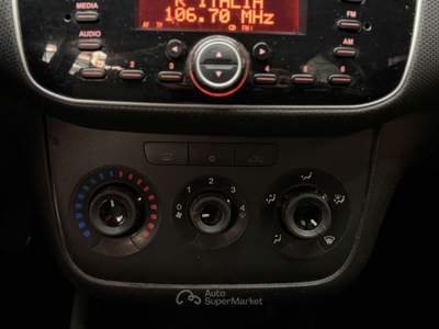 Fiat Punto 5p 1.2 Street Euro6 Uni.Prop Ok neopatentsti usata Sesto San Giovanni