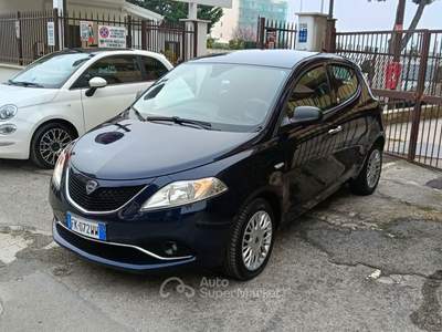 Lancia Ypsilon 1.2 B/GPL C. MADRE-PREZZO PROMO! Blu/Azzurro usata Bisceglie