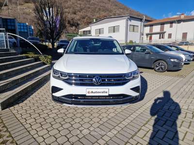 Volkswagen Tiguan Tiguan 2.0 TDI 150 CV SCR DSG Elegance Bianco usata Prevalle