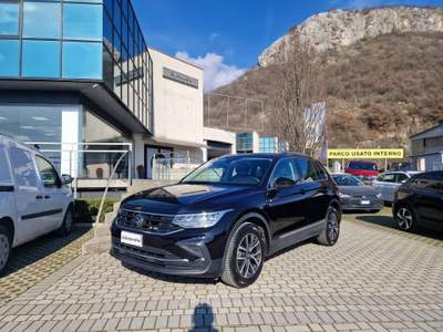 Volkswagen Tiguan Tiguan 2.0 TDI 150 CV SCR DSG Life Nero usata Prevalle