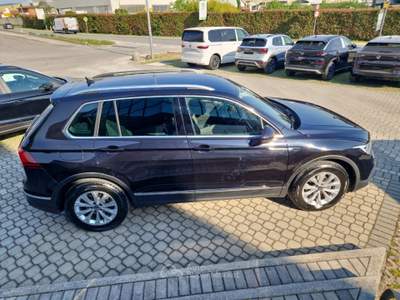 Volkswagen Tiguan 2.0 TDI SCR 110KW Life DSG Nero usata Prevalle