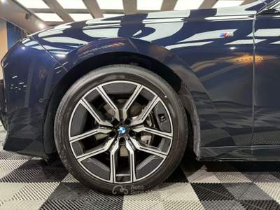 BMW Serie 7 740d 740 740d xDrive Msport Pro (902) Blu/Azzurro usata Calenzano