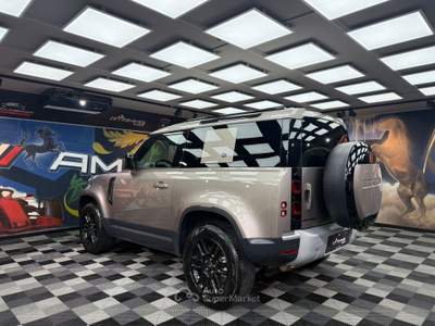 Land Rover Defender 200 CV AWD Auto Hard Top (673) Beige usata Calenzano