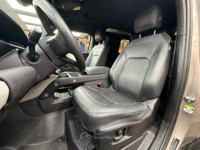 Land Rover Defender 200 CV AWD Auto Hard Top (673) Beige usata Calenzano