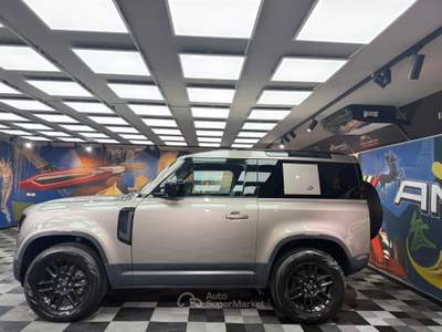 Land Rover Defender 200 CV AWD Auto Hard Top (673) Beige usata Calenzano