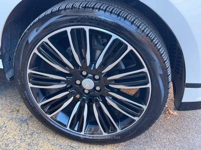 Land Rover Range Rover Velar Tenuta maniacalmente Bianco usata Latina