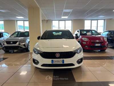 Fiat Tipo Tipo 1.3 Mjt S&S 5 porte Street Bianco usata MONTE URANO