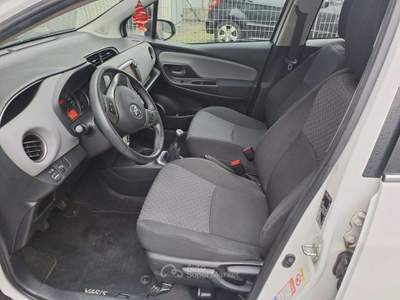 Toyota Yaris Yaris III 2015 5p 1.0 Active Bianco usata Cesano Maderno
