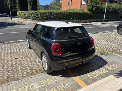 MINI Cooper 1.5 Neopatentati Tagliandi Ufficiali e Prezzo reale, no vincoli Nero usata Roma