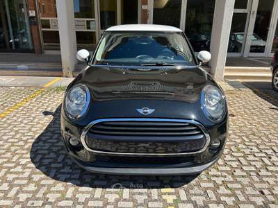 MINI Cooper 1.5 Neopatentati Tagliandi Ufficiali e Prezzo reale, no vincoli Nero usata Roma