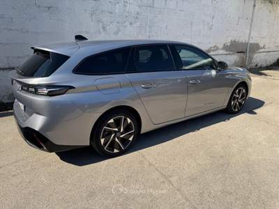 Peugeot 308 S&S EAT8 SW Allure Pack Grigio usata MOLFETTA