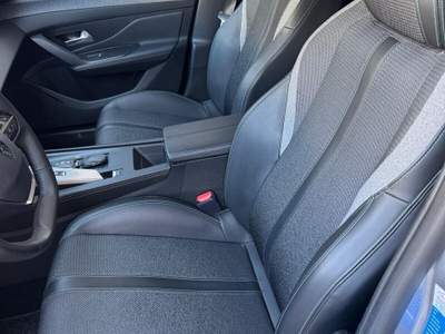 Peugeot 308 S&S EAT8 SW Allure Pack Grigio usata MOLFETTA