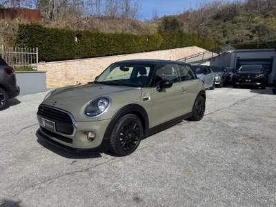 MINI Clubman Mini Cooper D Business Grigio usata Agnone