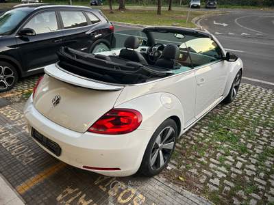 Volkswagen Maggiolino Cabrio 1.4 TSI 60's anniversary Automatic Prezzo reale Tagliandi Bianco usata Roma