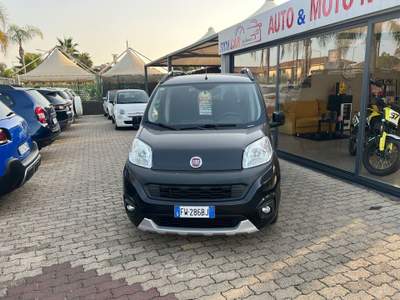 Fiat QUBO 80 CV Trekking Nero usata San Gregorio di Catania