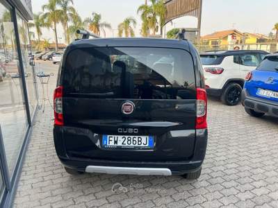 Fiat QUBO 80 CV Trekking Nero usata San Gregorio di Catania