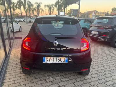 Renault Twingo Urban Night Nero usata San Gregorio di Catania