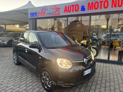 Renault Twingo Urban Night Nero usata San Gregorio di Catania