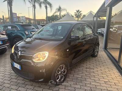 Renault Twingo Urban Night Nero usata San Gregorio di Catania