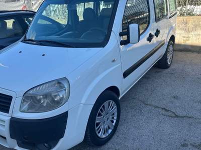 Fiat Doblò MEZZO PER DISABILI Bianco usata Latina