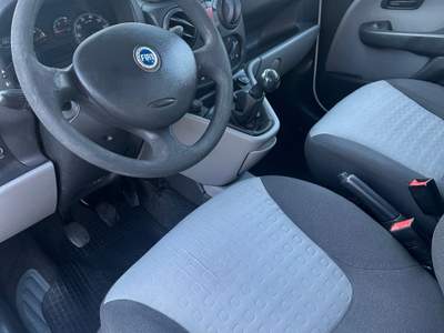 Fiat Doblò MEZZO PER DISABILI Bianco usata Latina