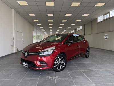 Renault Clio CLIO BENZINA GPL DI SERIE Rosso usata Giugliano in Campania