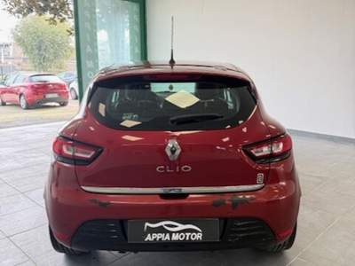 Renault Clio CLIO BENZINA GPL DI SERIE Rosso usata Giugliano in Campania