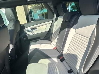 Land Rover Discovery Sport 2.0d Dynamic SE offerta T-Stock prezzo imperdibile Nero usata Gela