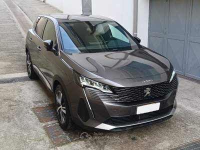 Peugeot 3008 S&S EAT8 Allure Pack Grigio usata Triggiano