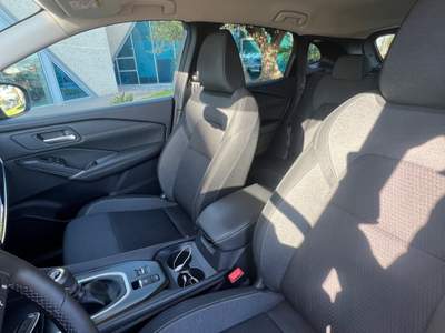 Nissan Qashqai 1.3 mhev N-Connecta 2wd 140cv Grigio usata Gela
