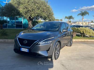 Nissan Qashqai 1.3 mhev N-Connecta 2wd 140cv Grigio usata Gela