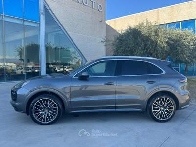 Porsche Cayenne 3.0 V6 SUPER OFFERTA T-STOCK Grigio usata Gela