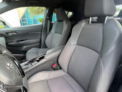 Toyota C-HR E-CVT Trend Blu/Azzurro usata Gela