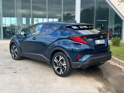 Toyota C-HR E-CVT Trend Blu/Azzurro usata Gela