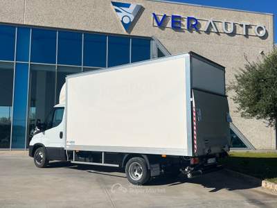 Iveco Daily 3.0 160cv cabinato - Euro 6 Bianco usata Gela