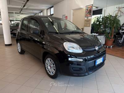Fiat Panda FIAT PANDA 1.0cc 69CV Hybrid *IVA* Nero usata Villa di Tirano