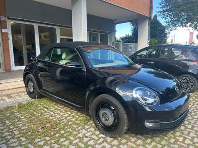 Volkswagen Maggiolino 1.2 Cabrio TSI Pelle Tagliandi Certificati , prezzo reale Nero usata Roma