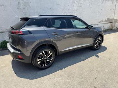 Peugeot 2008 S&S EAT8 Allure Pack Grigio usata MOLFETTA