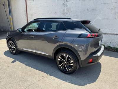 Peugeot 2008 S&S EAT8 Allure Pack Grigio usata MOLFETTA