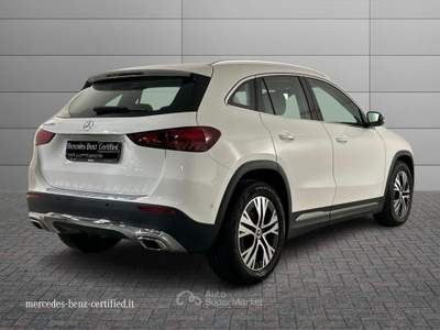 Mercedes-Benz GLA 180 D Progressive Advanced 8G-DCT Bianco usata Brescia