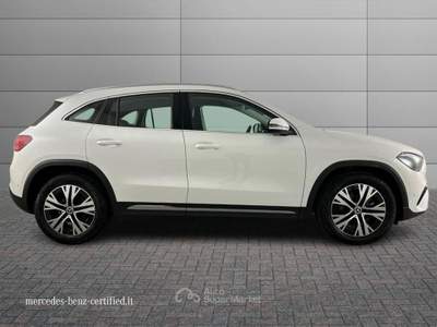 Mercedes-Benz GLA 180 D Progressive Advanced 8G-DCT Bianco usata Brescia