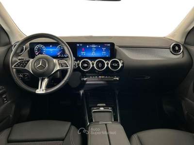 Mercedes-Benz GLA 180 D Progressive Advanced 8G-DCT Bianco usata Brescia