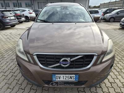 Volvo XC60 XC60 I 2008 2.4 d4 (d3) Momentum awd 163cv Marrone usata Pisa